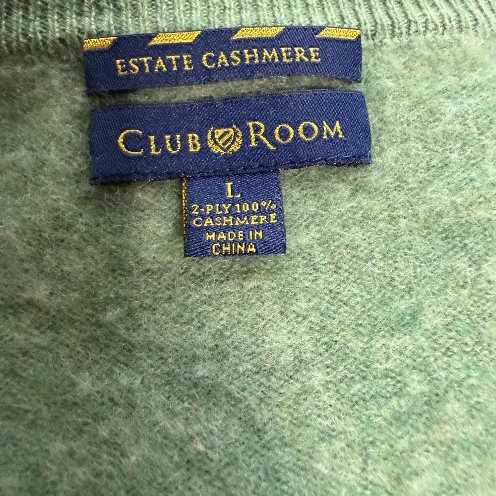 Club Room Estate Cashmere V Neck 2 PLY Pear Green Sweater Size Large.